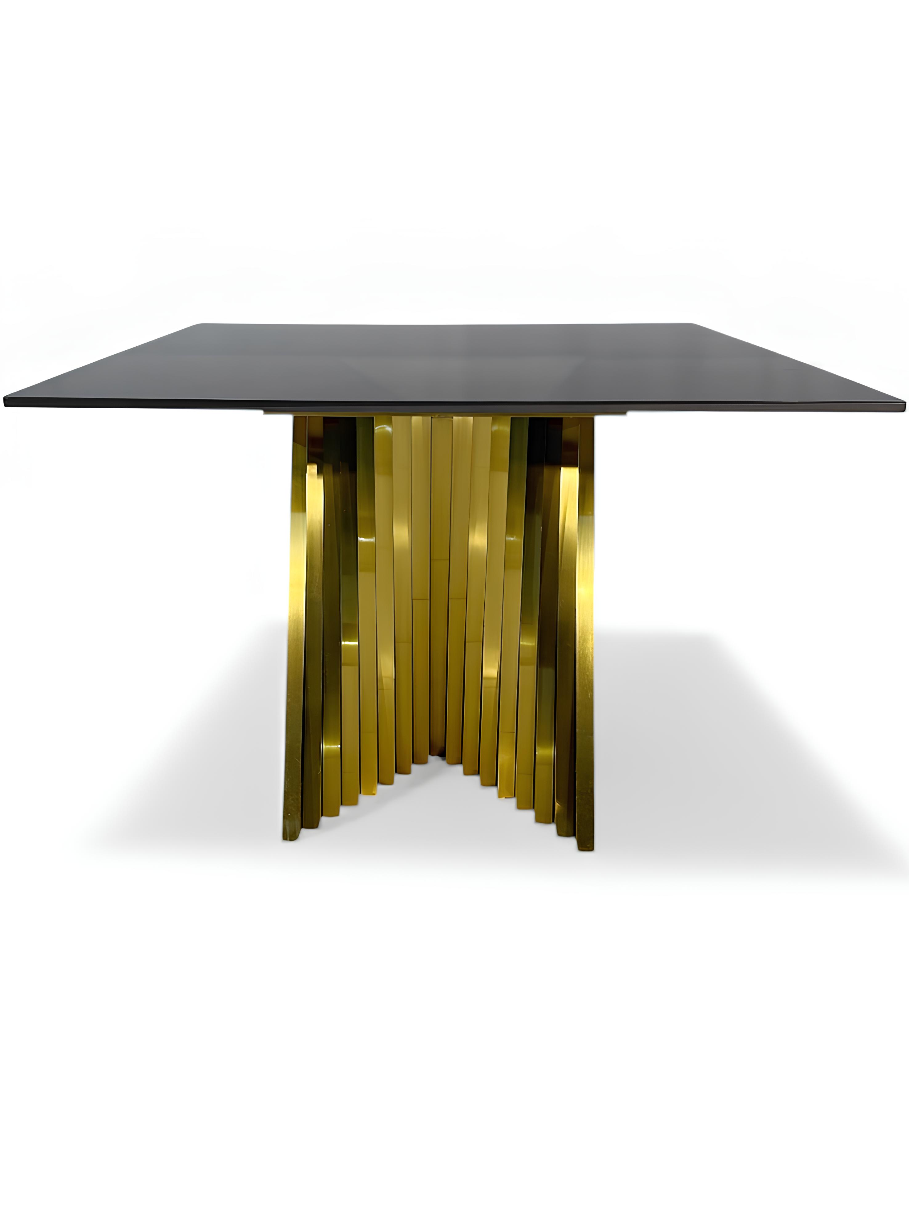 DRESS квадратный