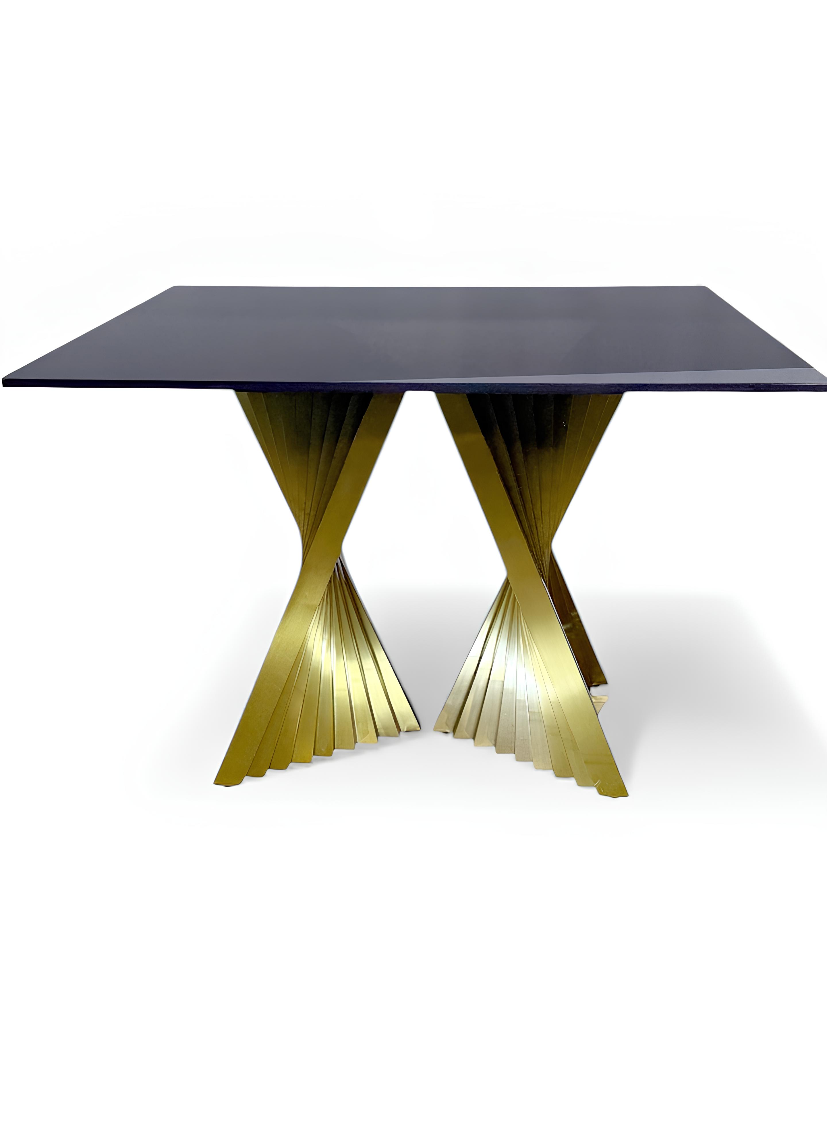 DRESS квадратный